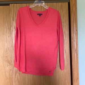 AE v-neck sweater sz S